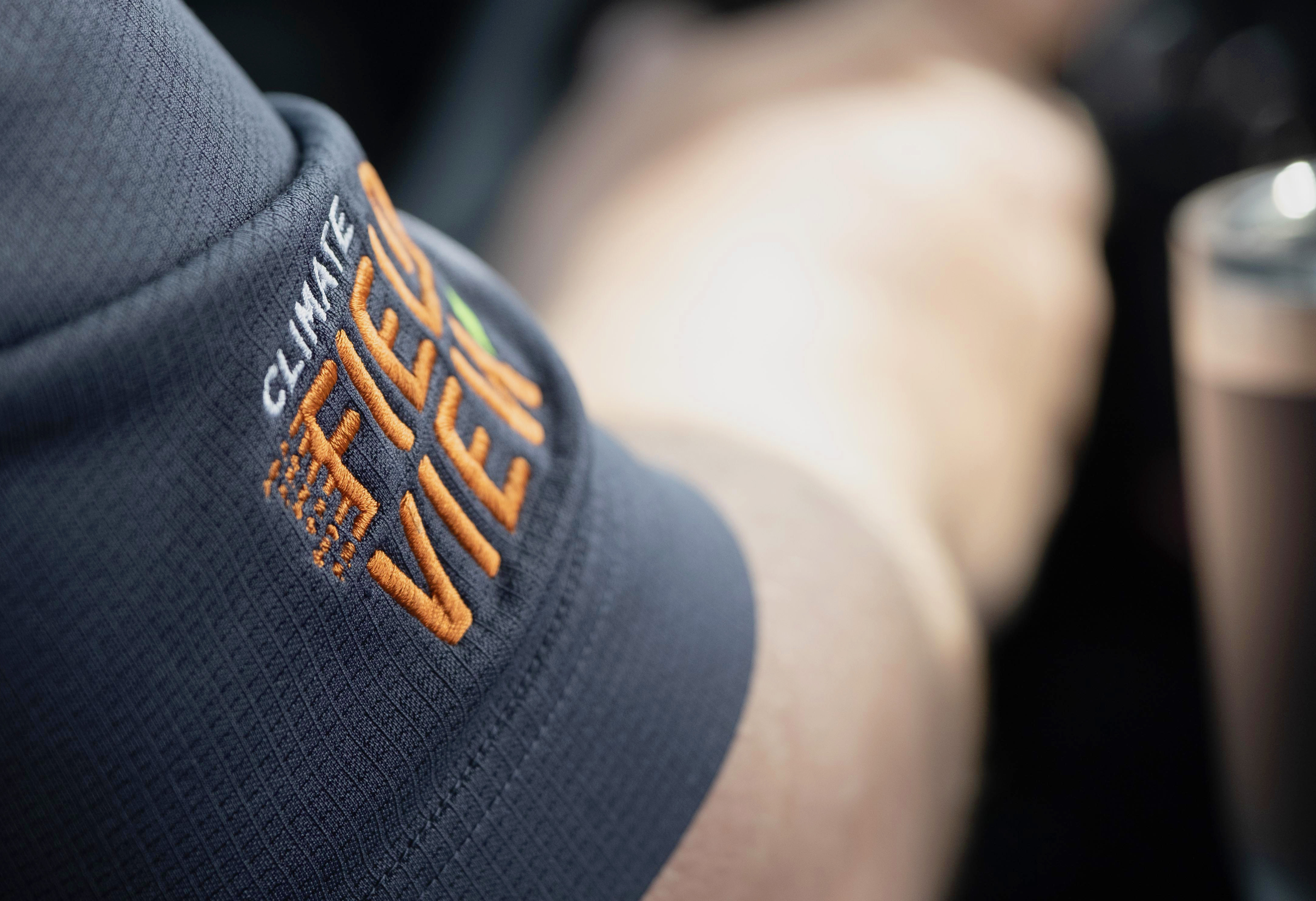 fieldview-lettering-on-sleeve
