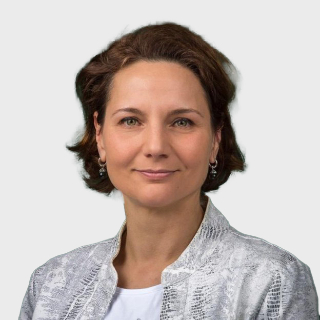 Caroline 320px
