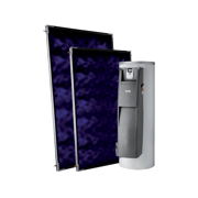 Dos paneles solares térmicos y acumulador de energía solar