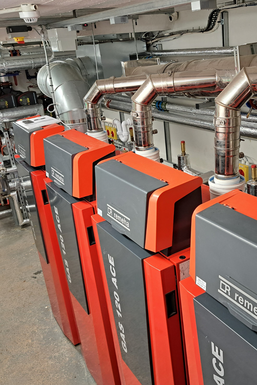4 x Remeha Gas 120 Ace boilers on a bespoke-designed rig - Sherborne School Case Study