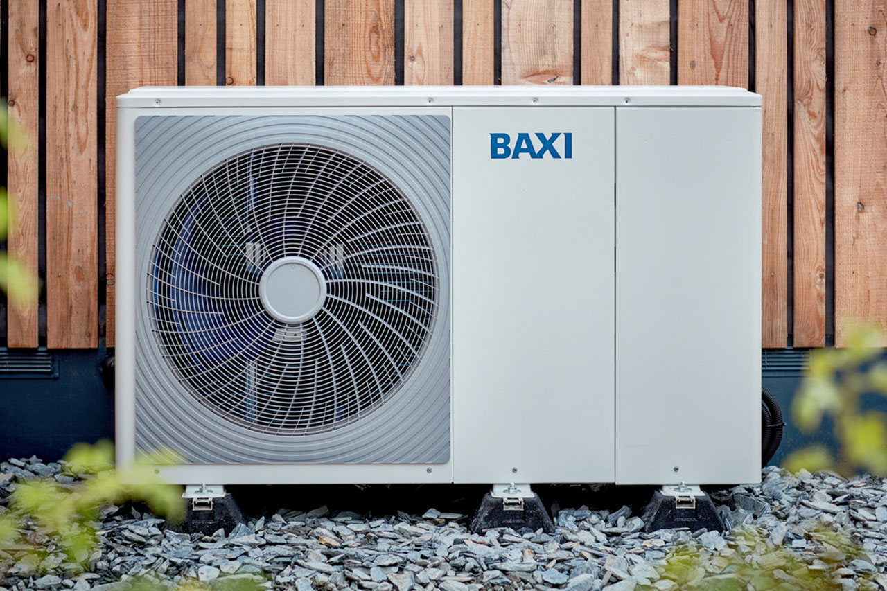 Utilising air source heat pump holiday mode