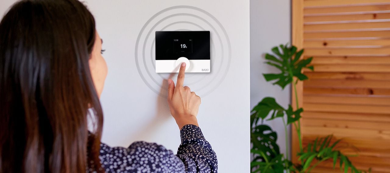 Using smart controls for summer comfort - tips to get the most from them - Baxi Blog