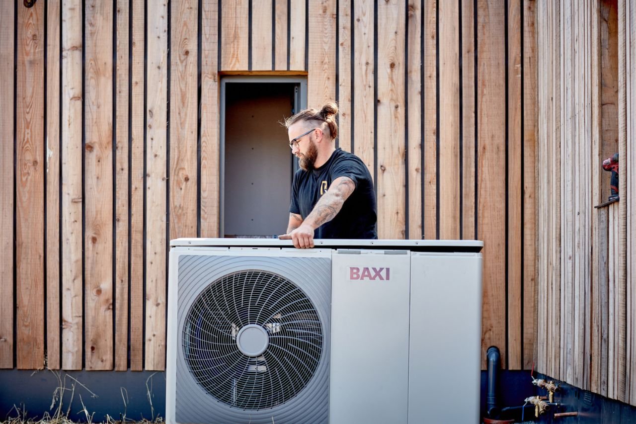 peasenhall-ashp-installation-060-1280px-853px