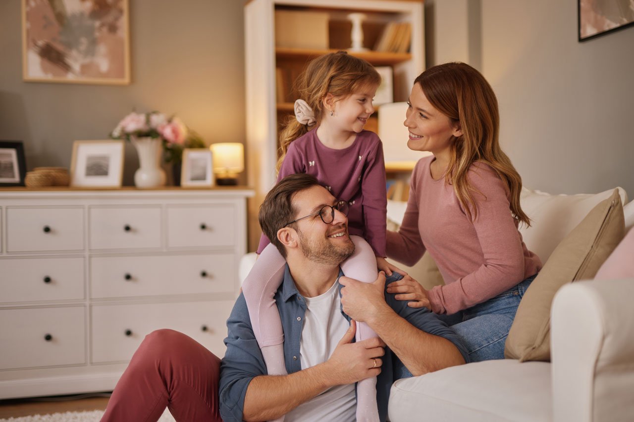 family-in-living-room-thumbnail
