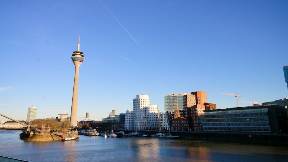 Blick auf den Medienhafen Düsseldorf