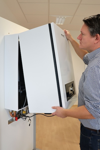 Pressemitteilung: Interview mit Marcus Bernhardt zur Installation des Kit 65