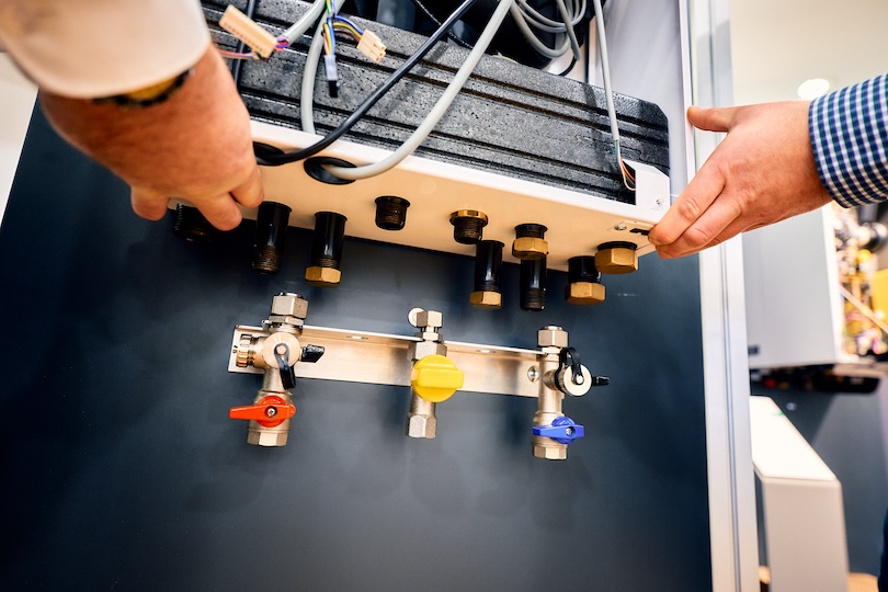 Die hydraulischen Anschlüsse am Absperrset