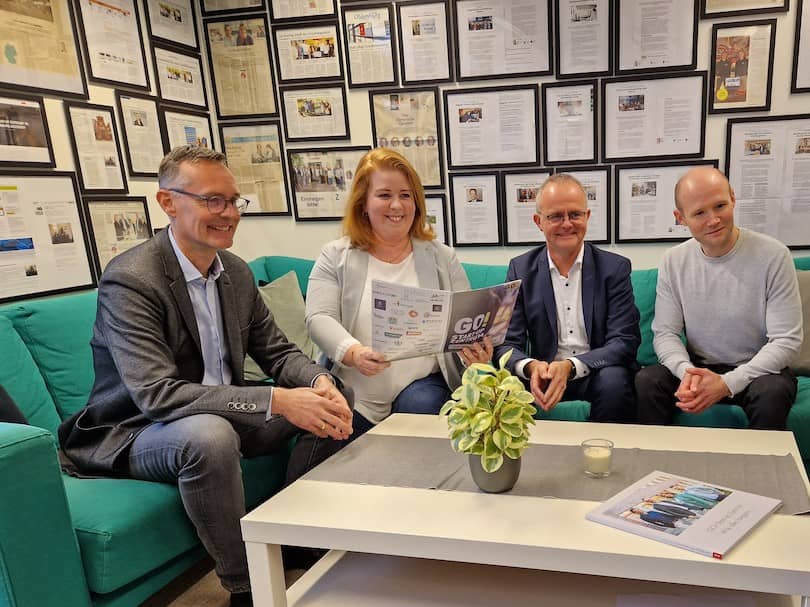 Jürgen Bath (Geschäftsführer des Technologie- und Gründerzentrums Oldenburg), Alexandra Wurm (Leiterin des GO! Start-up-Zentrums), Marc Oliver König (Bereichsleiter Business Development August Brötje GmbH) und Thorben Meiners (Geschäftsführer der Nordwest Mediengruppe).