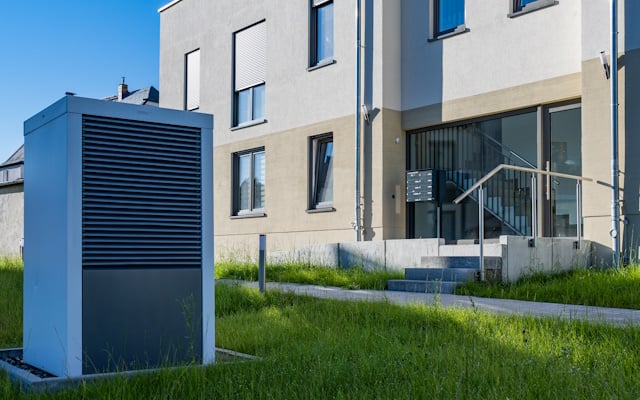 BRÖTJE Referenz: Hybridwärmelösung mit Wärmepumpe und Gas-Brennwerttechnik im Mietwohnungsbau