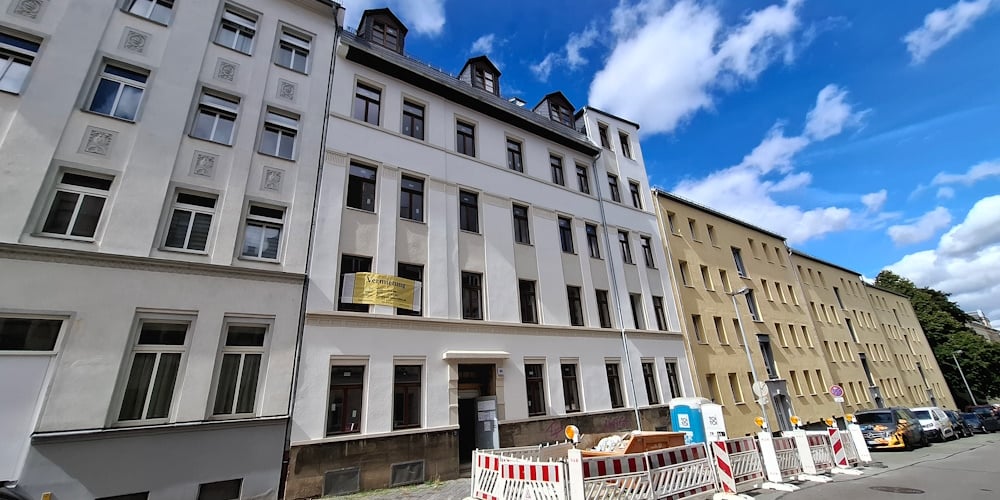 Außenansicht des denkmalgeschützten Gründerzeitbaus