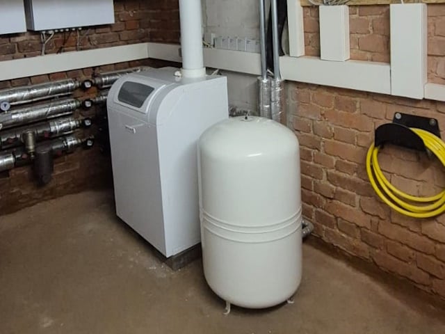 Bodenstehendes Gas-Brennwertgerät BGB EVO 28 I 