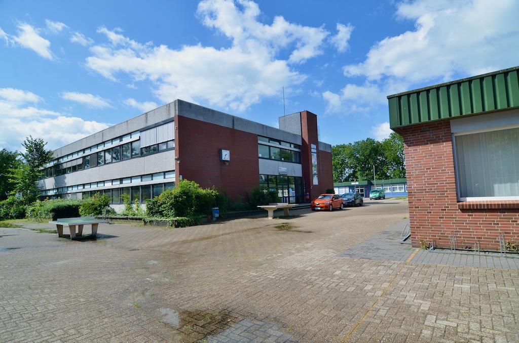 BRÖTJE Referenz: Hybrid heizen macht Schule in Rodenkirchen