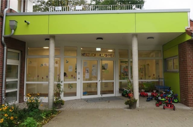 BRÖTJE Referenz: Familienzentrum mit Hybrid System