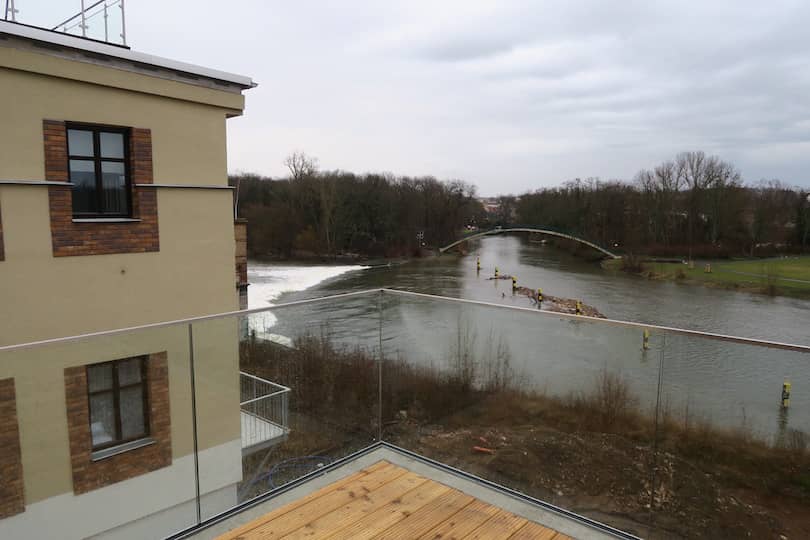 Traumhafte Aussichten mit Blick auf die Saale.