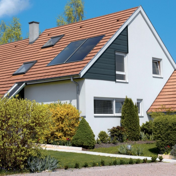 photo-d-ambiance-systeme-solaire-cesi-inisol-uno-panneau-solaire (1)