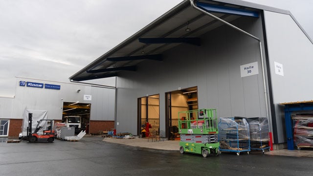 Außenansicht Gewerbehalle Klaas GmbH