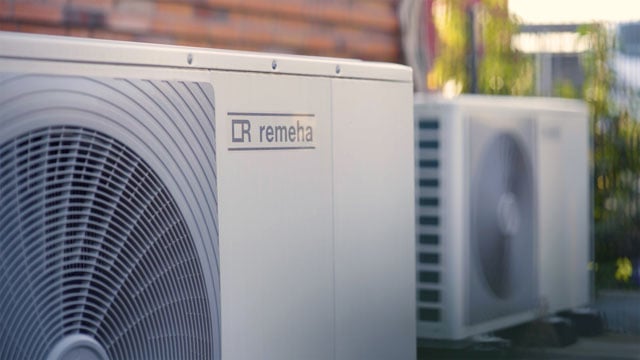 3 Wärmepumpen Tensio C in Kaskade geschaltet in Aussenaufstellung - Remeha Emsdetten