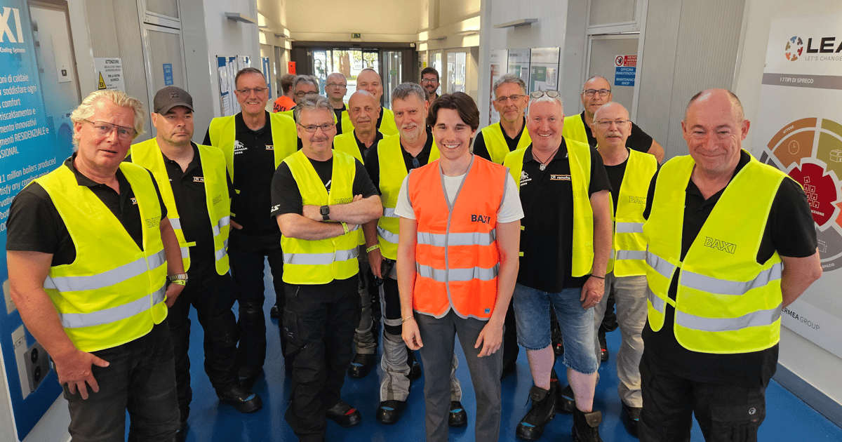 Gruppenfoto Werksbesichtigung Baxi Italia