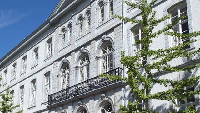 Header-Kasteel-Bloemendal-640x360