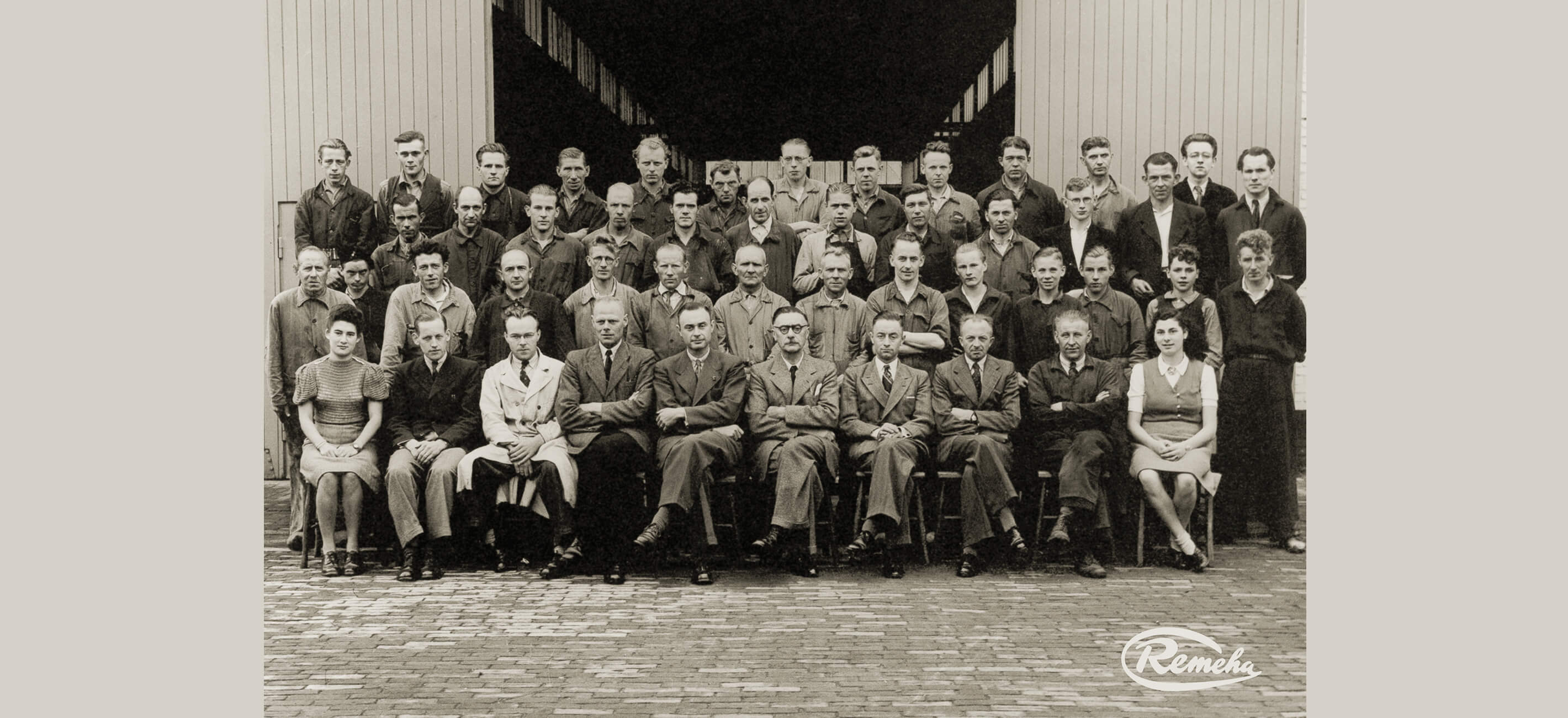 1950-groepsfoto-remeha_90-jaar-Remeha