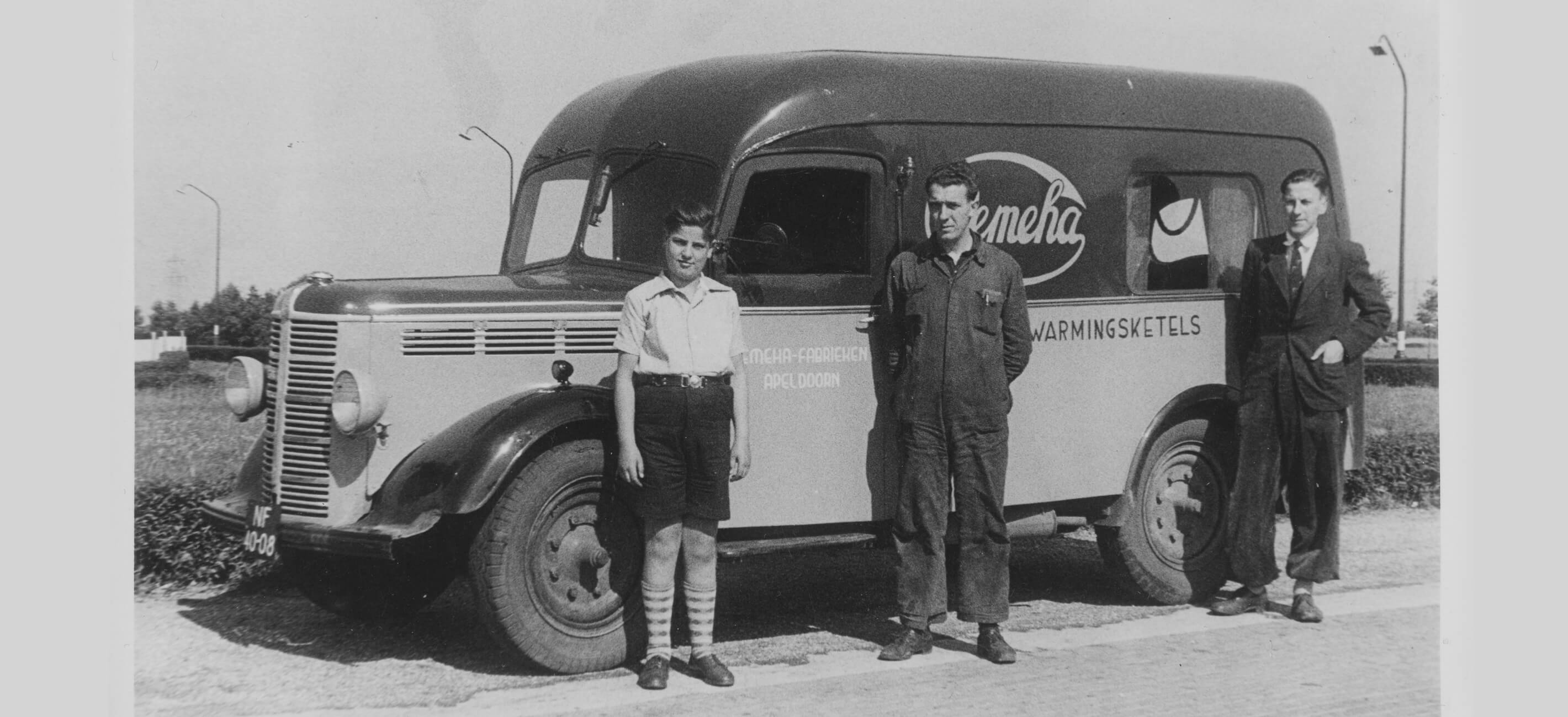 1950-remeha-monteurs_90-jaar-Remeha