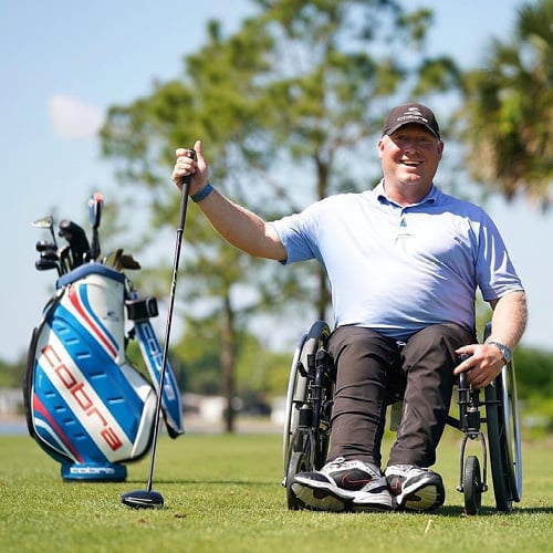 BELMKT-41246_GRAPHICS_Pay it forward story_Josh Duhamel_500x500_1223_3