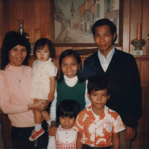 BELMKT-41213 GRAPHICS Pay It Forward Story  Kasey Kier_500x500_4