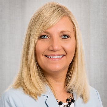 Lynn Johnson headshot