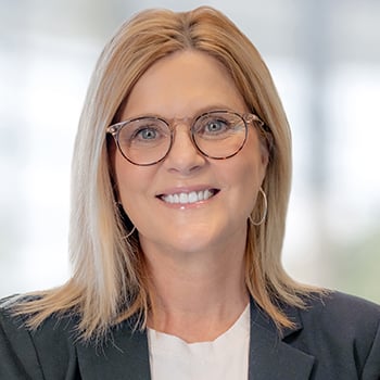 Robyn Kloner professional headshot