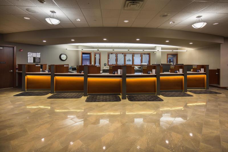 Fargo_Center_Int_012817_Bell_07