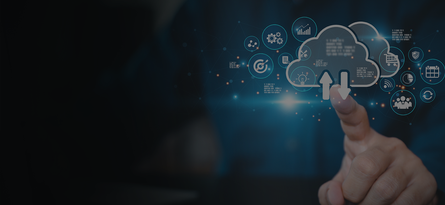 Infographic illustrating key factors of a cloud hosting provider