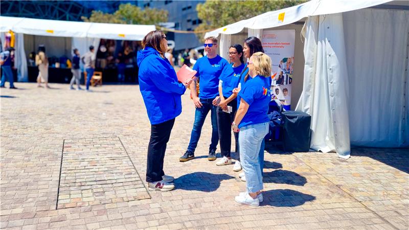 Beyond Blue volunteers at the African Music and Cultural Festival