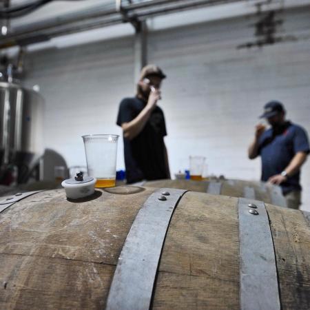 Alternate Takes #2 by Dogfish Head Craft Brewery