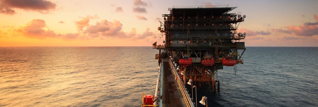 Oil rig in the ocean picturesque