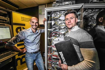 Kevin & Dardan bij servers