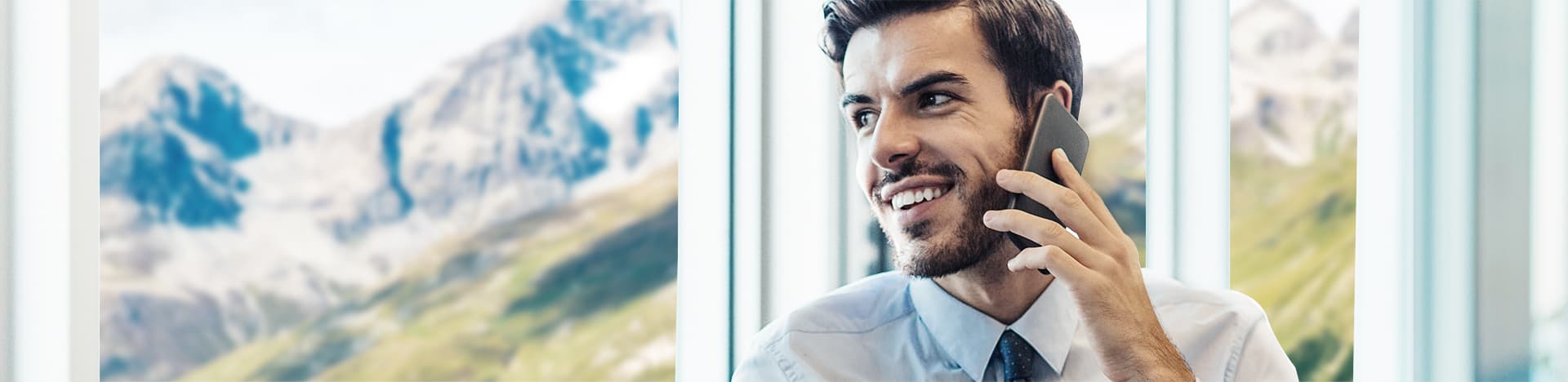 AccountManager_aus_der_Schweiz_telefoniert