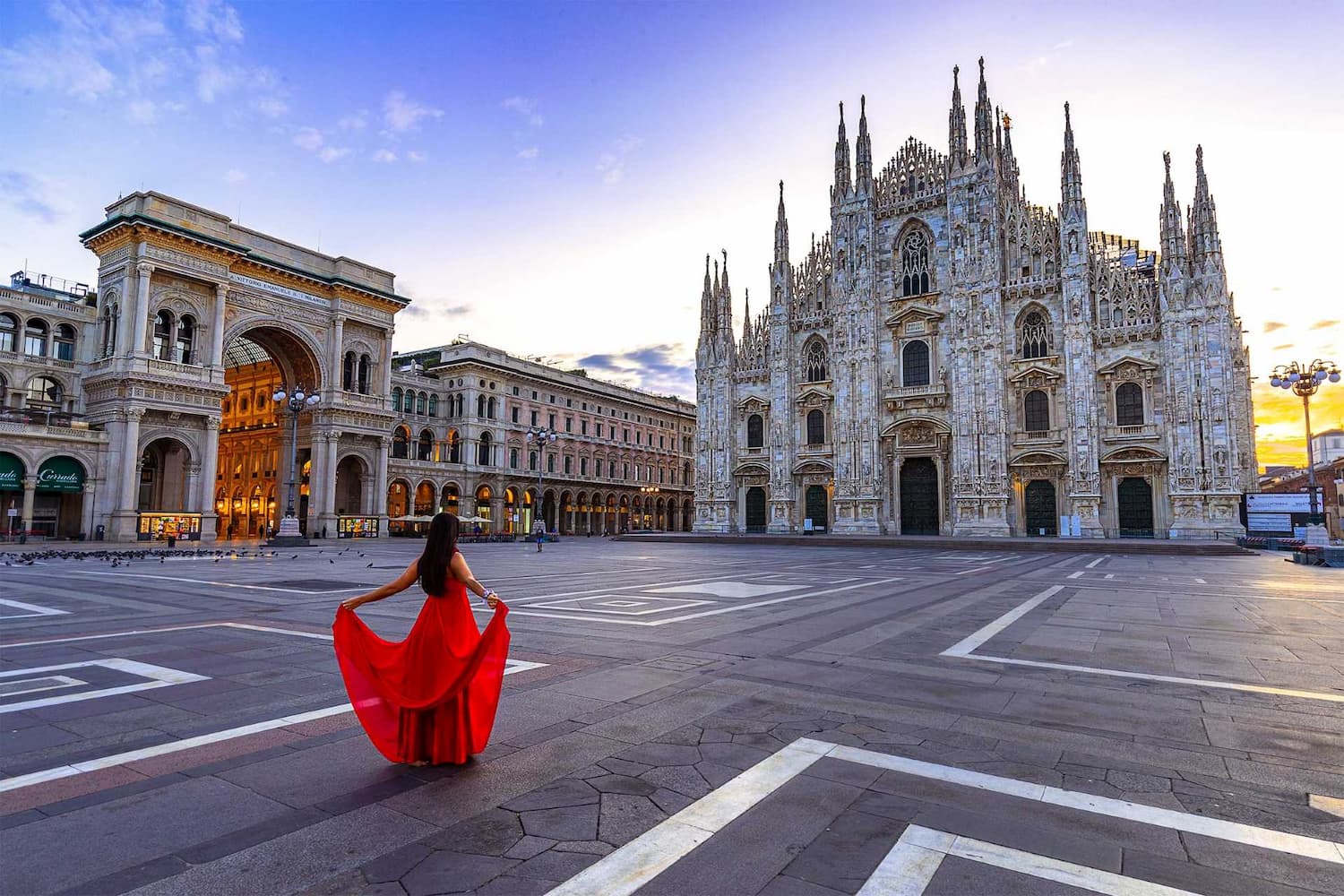 Square at center of Milan Italy