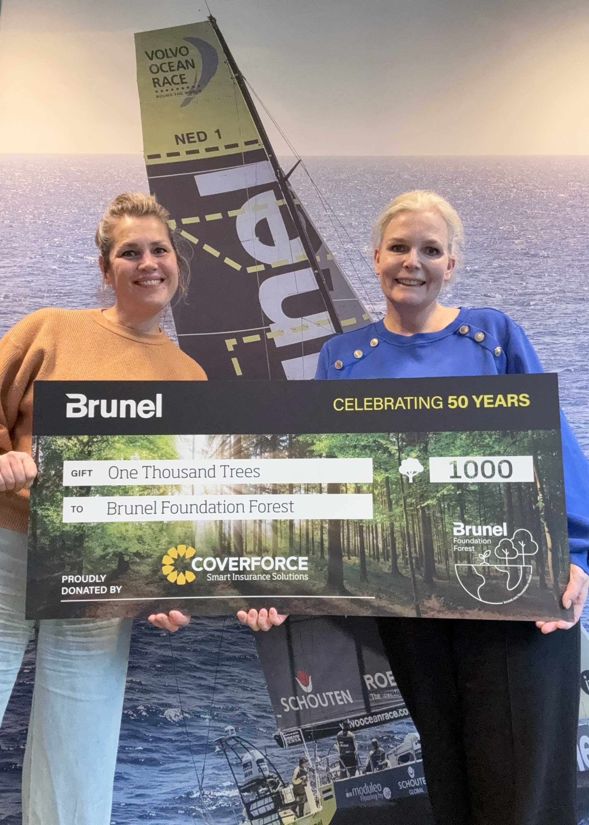 Femke and Maritska receiving Coverforce's donation