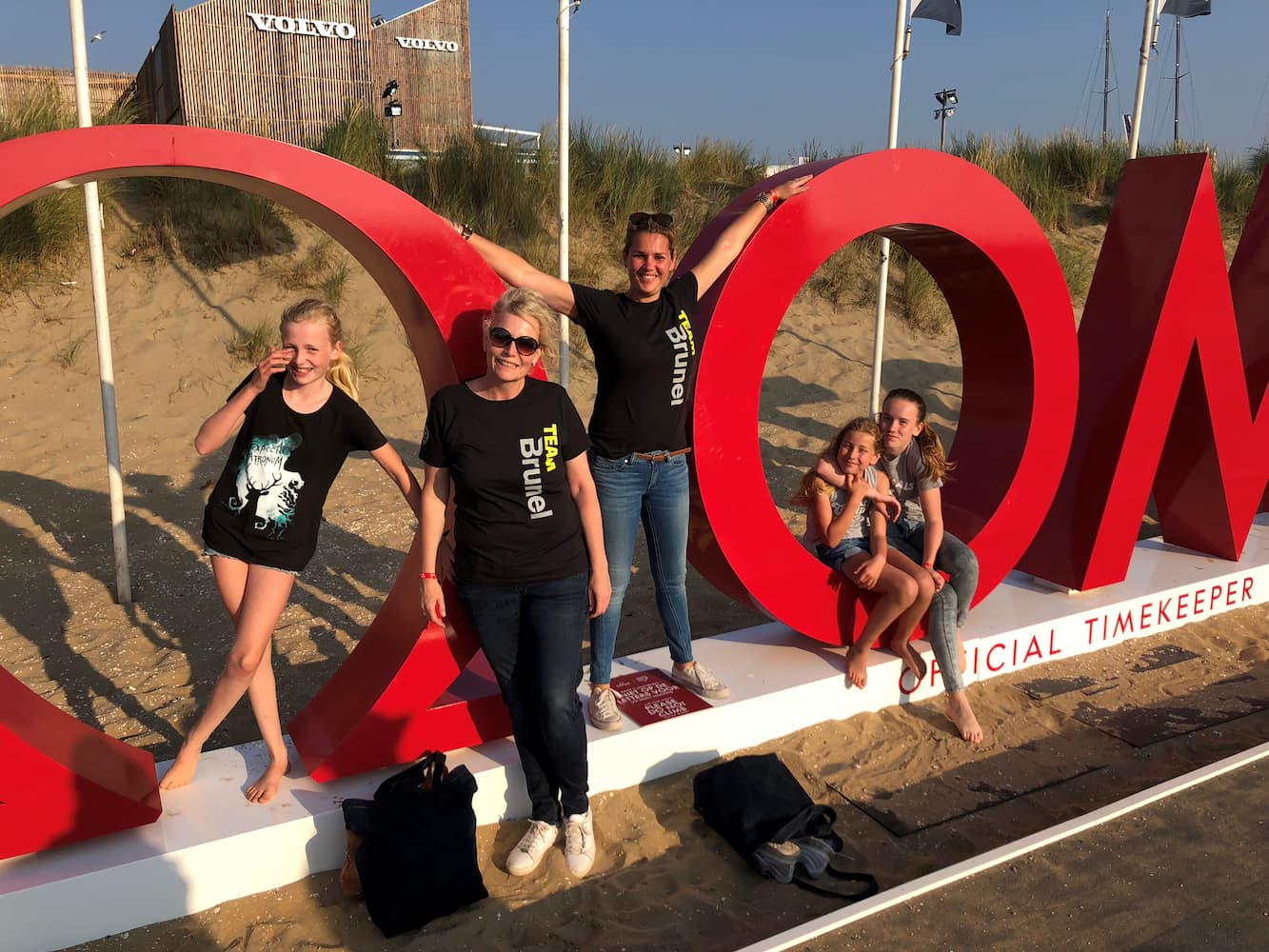 Femke Dijkstra and Maritska Aarts of the Brunel Foundation