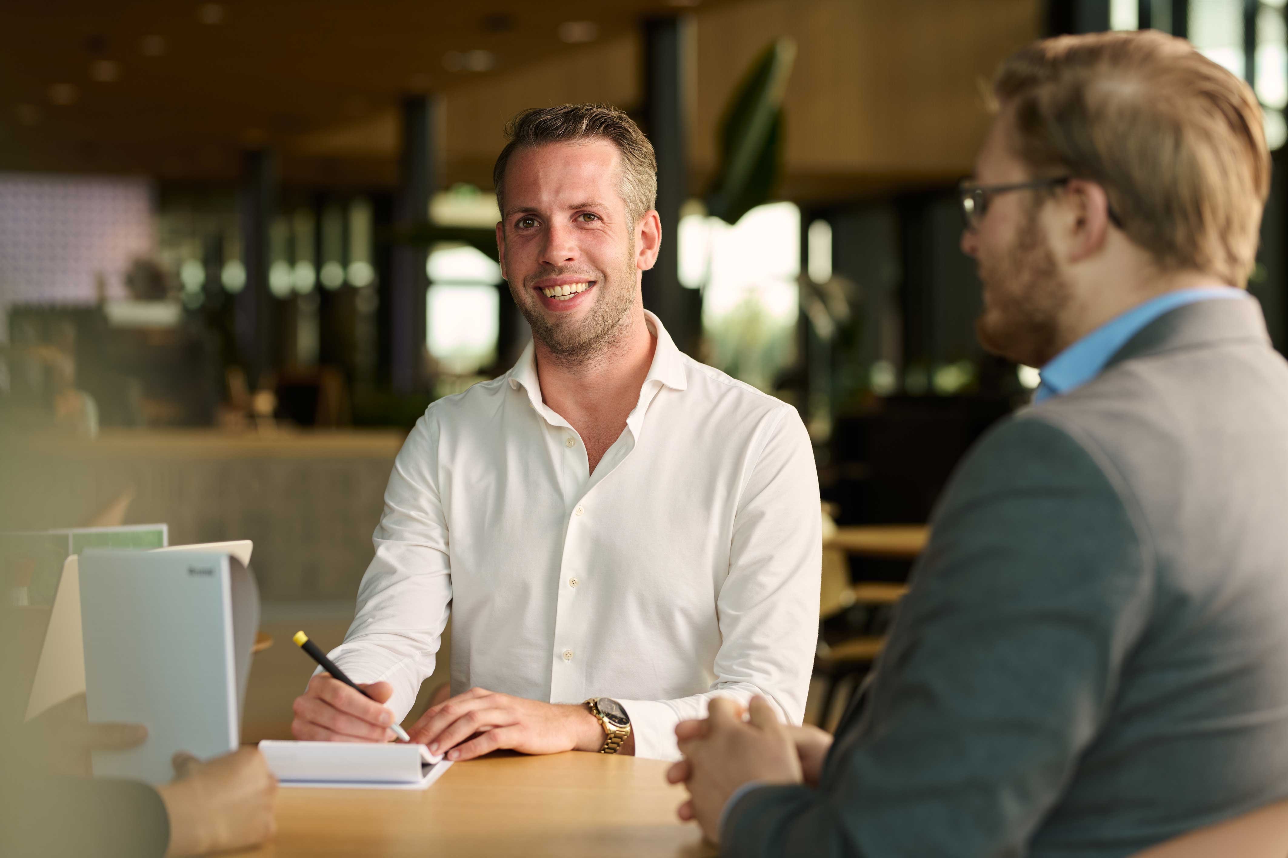 Card Schade, Pensioen en Inkomen