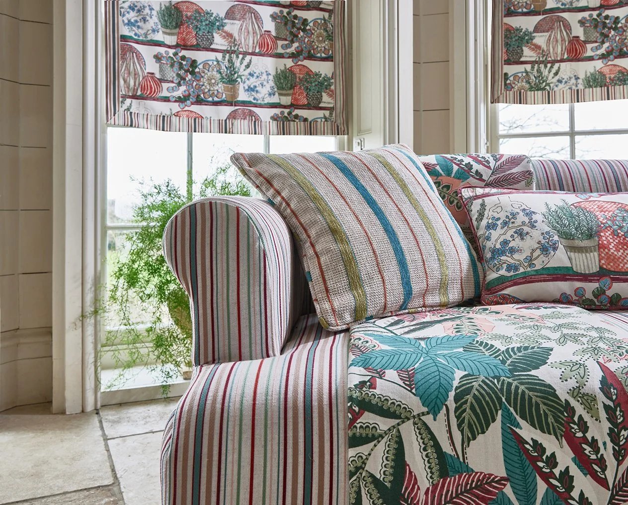 Header_-_Visually_Stimulating_Schemes_-_BLOOMSBURY_CAM_5_RESIZED