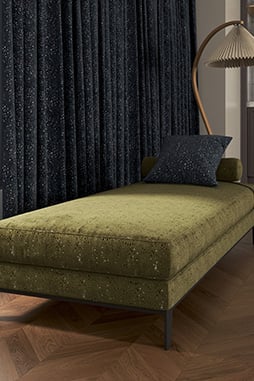 Starbooster_hotelroom_imgcard