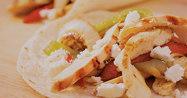 Chicken fajitas with goats cheese