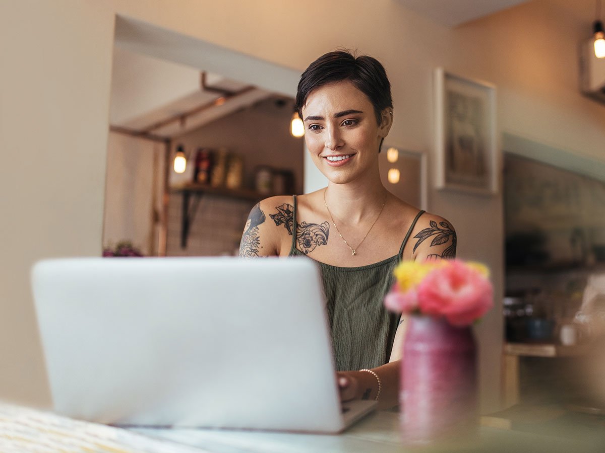 Women working on laptop