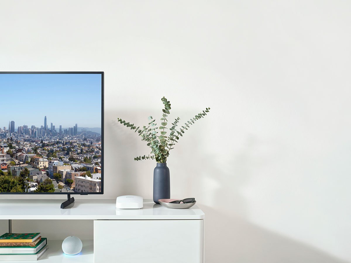 eero-Pro-6E-Lifestyle-TV-console-left