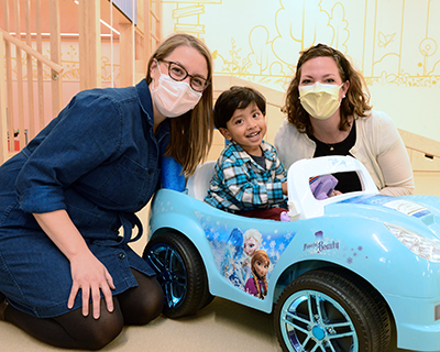 BizTimes Milwaukee Notable Heroes in Health Care 2021 Allison Friel, MOT, OTR/L, C/NDT, and Elizabeth Conrath, PT, DPT, PCS Children's Wisconsin