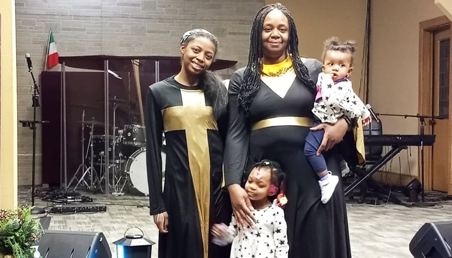 Healthy Start Program helps parents be their best selves | Children's ...