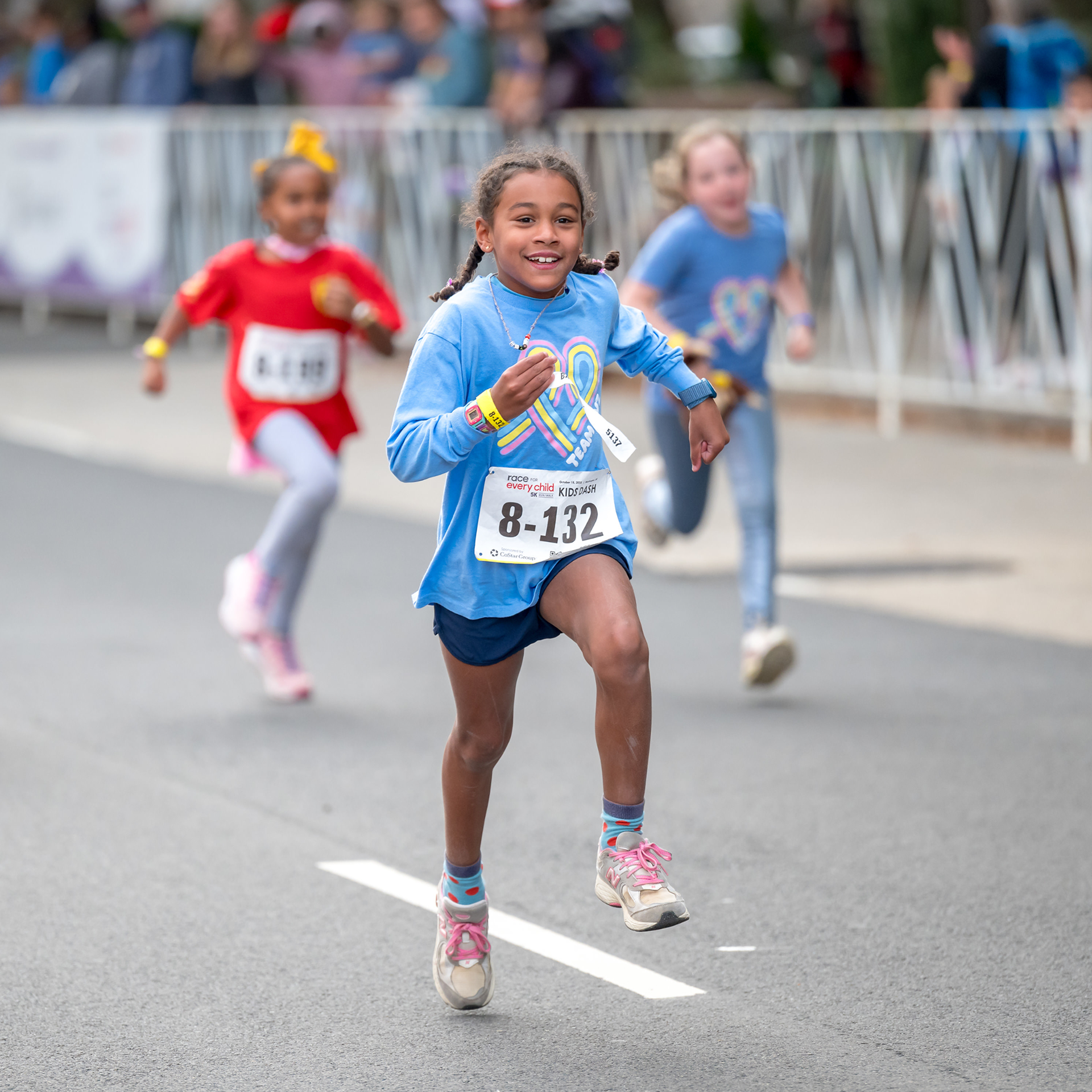 children running in race