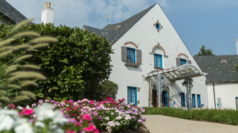 exterior of HSC Pediatric Center building