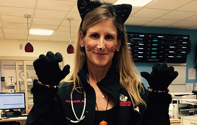 Julia V 2 resized 150th